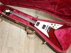 GIBSON '67 FLYING V CHERRY 1997 ELECTRIC GUITAR W/ORIGINAL HARD CASE