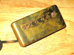 SUPRO 1959 GOLD SINGLE COIL MIDDLE PICKUP VALCO