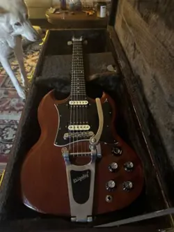 GIBSON SG BIGSBY TREMOLO