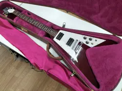 GUITAR #32028