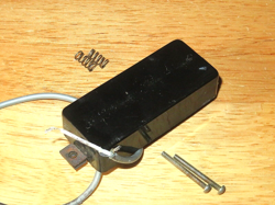 GIBSON 1970'S BLACK SB BASS MINI HUMBUCKER NECK PICKUP