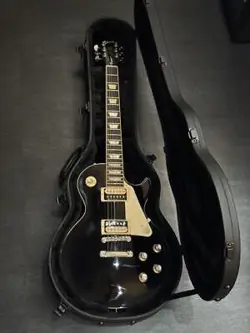 GIBSON LES PAUL CLASSIC EBONY / ELECTRIC GUITAR W/ HC MADE IN 2022