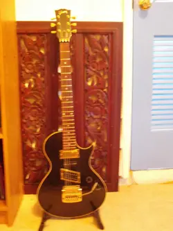 1996 GIBSON NIGHTHAWK SP3 W/ KAHLER TREMOLO