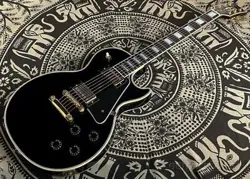 GIBSON LES PAUL CUSTOM EBONY -2002USED 4.55KG SAFE DELIVERY FROM JAPAN