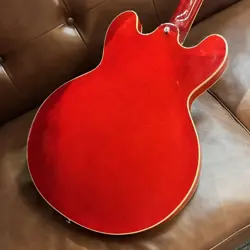 ES-335 CHERRY 2016