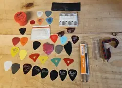 VINTAGE GUITAR PICKS-FENDER, GIBSON, LOT OF 40 PICKS TOTAL VARIOUS EXTRAS