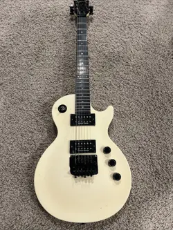USA GIBSON LES PAUL ALPINE WHITE WITH FLOYD ROSE COMES WITH SEYMOUR DUNCAN PU’S