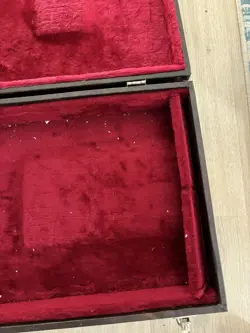 RED INSIDE