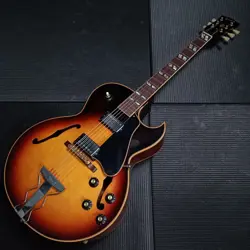 GIBSON 1968 ES-175D SUNBURST FINEST GUITARS SAFE DELIVERY FROM JAPAN
