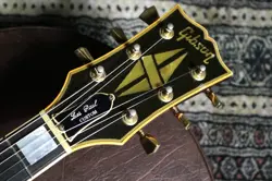 CUSTOM 1976 WINE