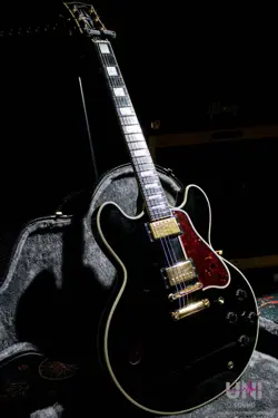 GIBSON CUSTOM SHOP ES-355 / 2010 SAFE DELIVERY FROM JAPAN