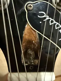 2011 MADE GIBSON