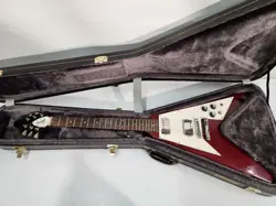 1992 GIBSON FLYING V '67 REISSUE WINE RED ELECTRIC GUITAR W/HARD CASE - REPAIRED