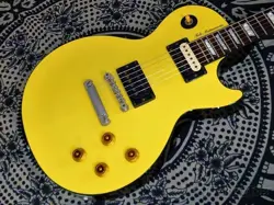GUITAR CANARY