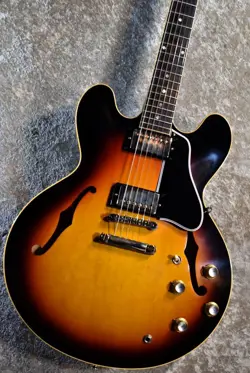 GIBSON CUSTOM SHOP 1961 ES-335 REISSUE VOS V.BURST - USED, DAMAGED SPOTS