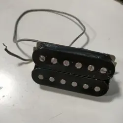 GIBSON 70S TRIBUTE PICKUP FRONT