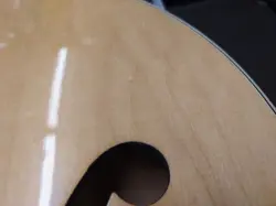 GUITAR NATURAL BLONDE