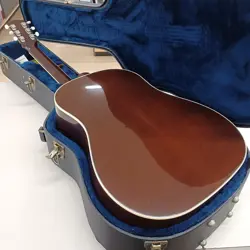 GIBSON SOUTHERN JUMBO ACOUSTIC GUITAR SAFE DELIVERY FROM JAPAN