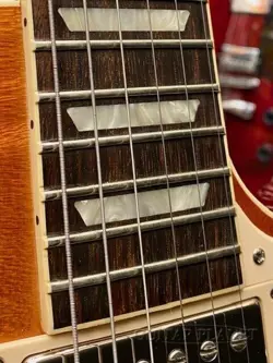 GIBSON MUSICAL INSTRUMENTS FESTIVAL FEATURED ITEM LES PAUL STANDARD '60S -UNBURS