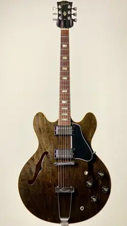 -WALNUT- ELECTRIC GUTIAR