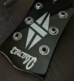DIAMOND HEADSTOCK