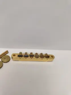 GUITAR 1/4