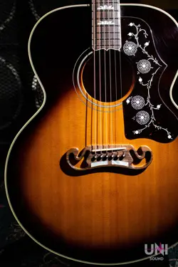 GIBSON J-200 1996