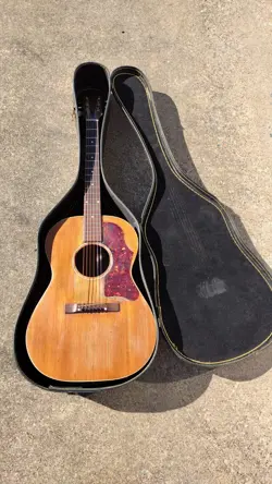 1952 GIBSON LG-1 ACOUSTIC GUITAR W/HSC! -LL