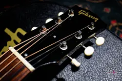 GIBSON CUSTOM SHOP 1960S J-45 ADJ / 2017 SAFE DELIVERY FROM JAPAN
