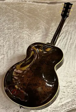 GIBSON MUSICAL INSTRUMENTS FESTIVAL FEATURED ITEM VINTAGE L-7 SUNBURST 1947 2.86