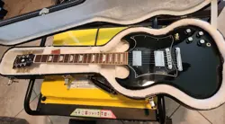 GIBSON SG STANDARD ELECTRIC GUITAR - EBONY REPAIRED