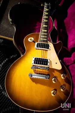 GIBSON LES PAUL CLASSIC 2000 HB (HONEY BURST) TRACKING NUMBER