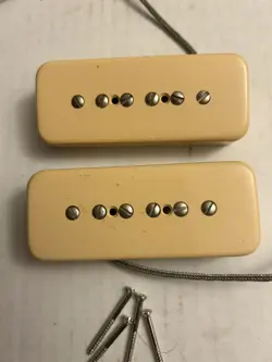 SET W/CREAM COVERS