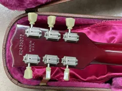 RED SEMI-ACOUSTIC