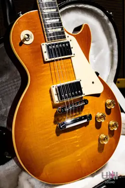 GIBSON LES PAUL TRADITIONAL PLUS / 2011 USED ELECTRIC GUITAR