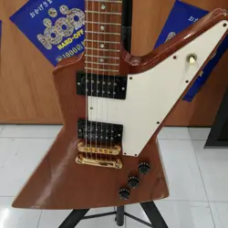 GIBSON USA  EXPLORER 76 (NO241210)