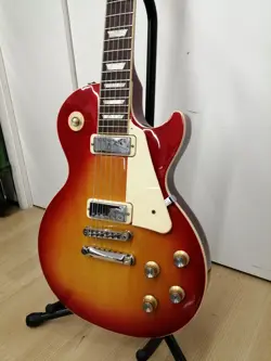 GIBSON  LESPAUL DELUXE 70S (NO241210)
