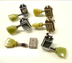 BUTTON GUITAR