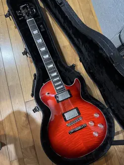 GIBSON LES PAUL MODERN FIGURED / ELECTRIC GUITAR W/ ORIGINAL HC MADE IN USA
