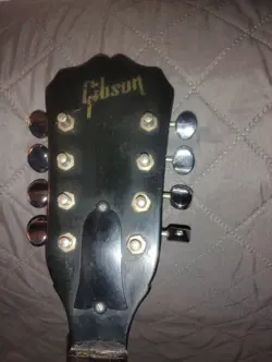 GIBSON MODEL MANDOLIN