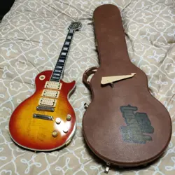 ELECTRIC GUITAR GIBSON ACE FREHLEY LES PAUL CHERRY SUNBURST CUSTOM & HARD CASE