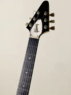 GIBSON FLYING V 1967 REISSUE -CLASSIC WHITE- [MADE IN 2000] [USED]