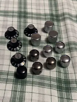 14 GUITAR KNOBS