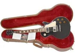 MAINTAINED  COMES WITH A HARD CASE  GIBSON LES PAUL STANDARD 2016 ELECTRIC G