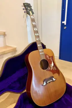 ACOUSTIC GUITAR GIBSON DOVE 1969 VINTAGE NATURAL