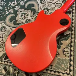 GIBSON LES PAUL MODERN LITE CARDINAL RED SATIN NO.DG915