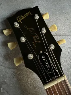 GIBSON 1975 LES PAUL DELUXE LEFTY RED SPARKLE RARE 1 OF 1 LIMITED EDITION