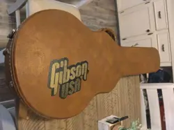 GIBSON LES PAUL CASE 1990S