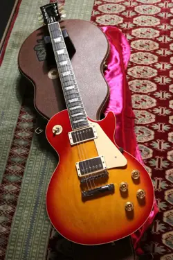 GIBSON LES PAUL STANDARD CHERRY SUNBURST 1995 SAFE DELIVERY FROM JAPAN