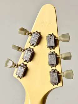 GIBSON FLYING V 1967 REISSUE -CLASSIC WHITE- 2000 USED SAFE DELIVERY FROM JAPAN